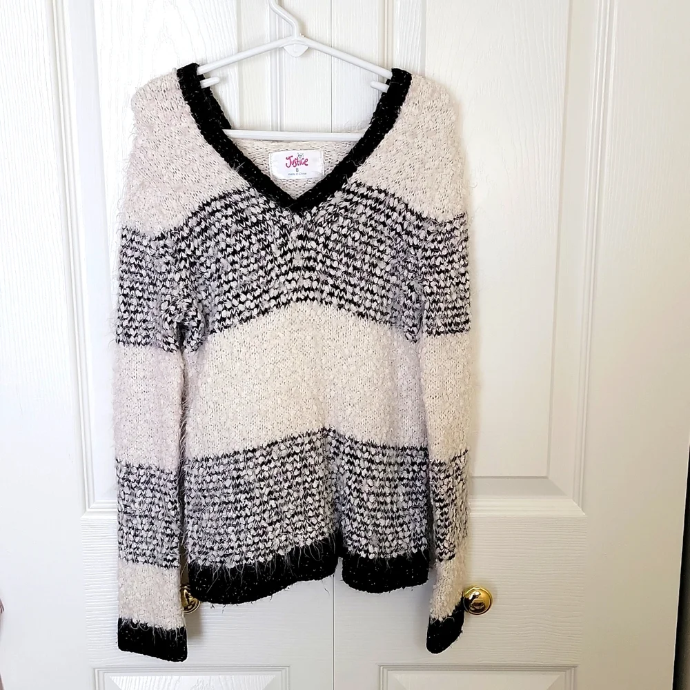 Justice Girls Hooded Sweater Black White Stripes V Neck Size 8